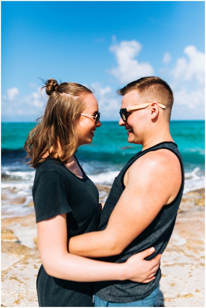 relaxed couples photos in the bahamas