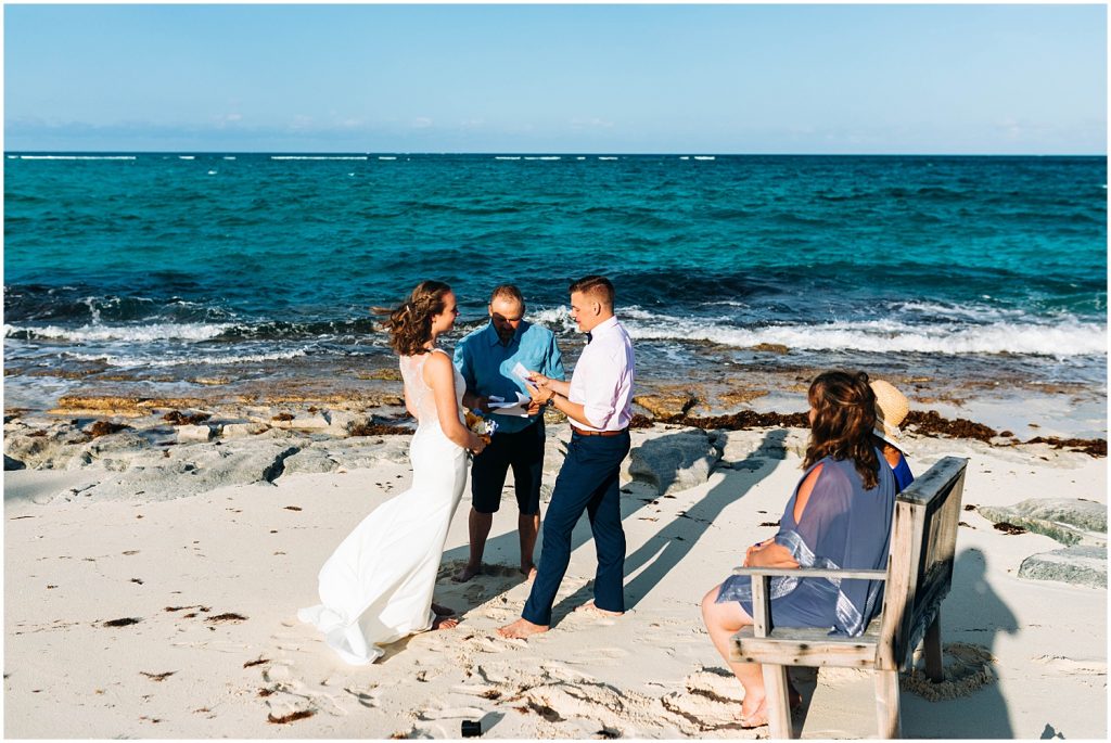 bahamas elopement ceremony